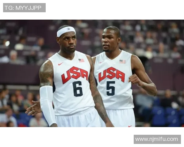 杜兰特与詹姆斯身高对比分析谁更具优势与影响力 杜兰特与詹姆斯身高对比分析谁更具优势与影响力